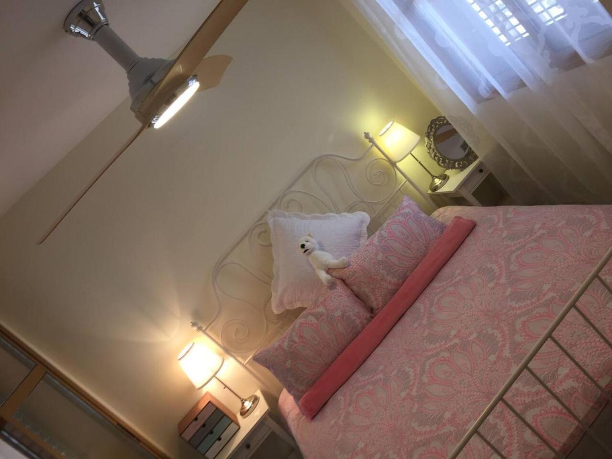 2 Bed Penthouse Apartment - Sea Views - Sleeps 4 菲内斯特拉特 外观 照片
