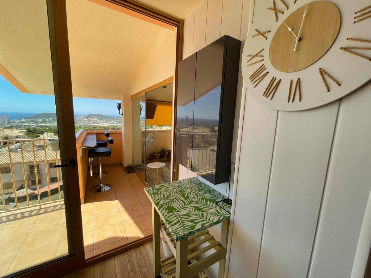 2 Bed Penthouse Apartment - Sea Views - Sleeps 4 菲内斯特拉特 外观 照片